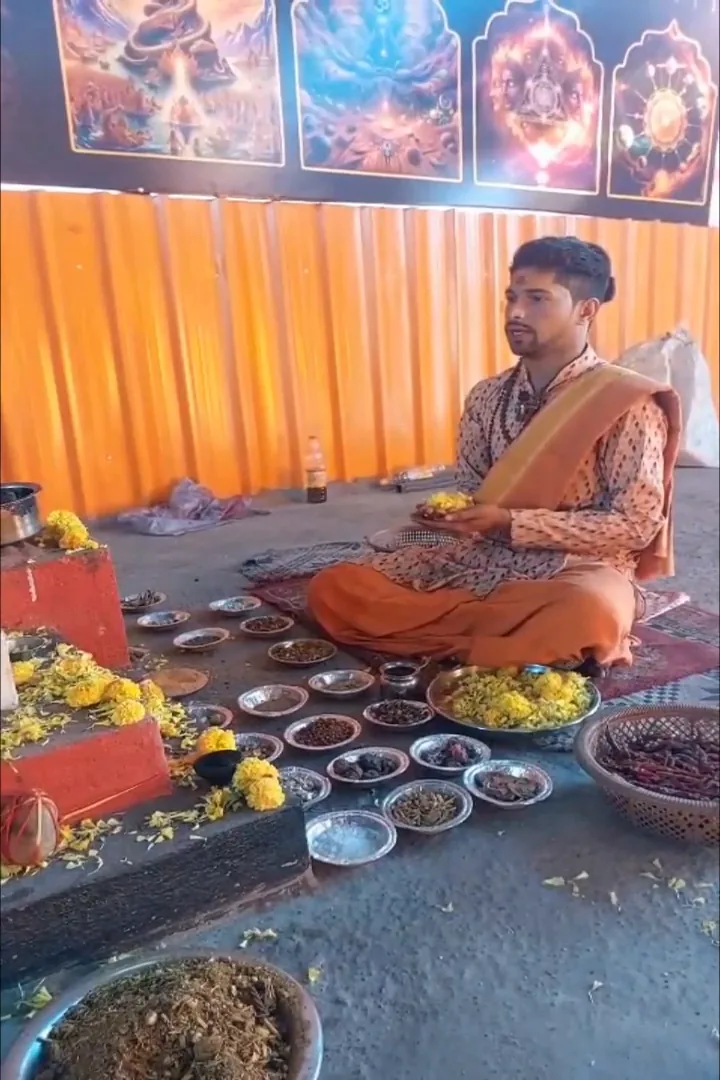 माँ बगलामुखी चढ़ावा